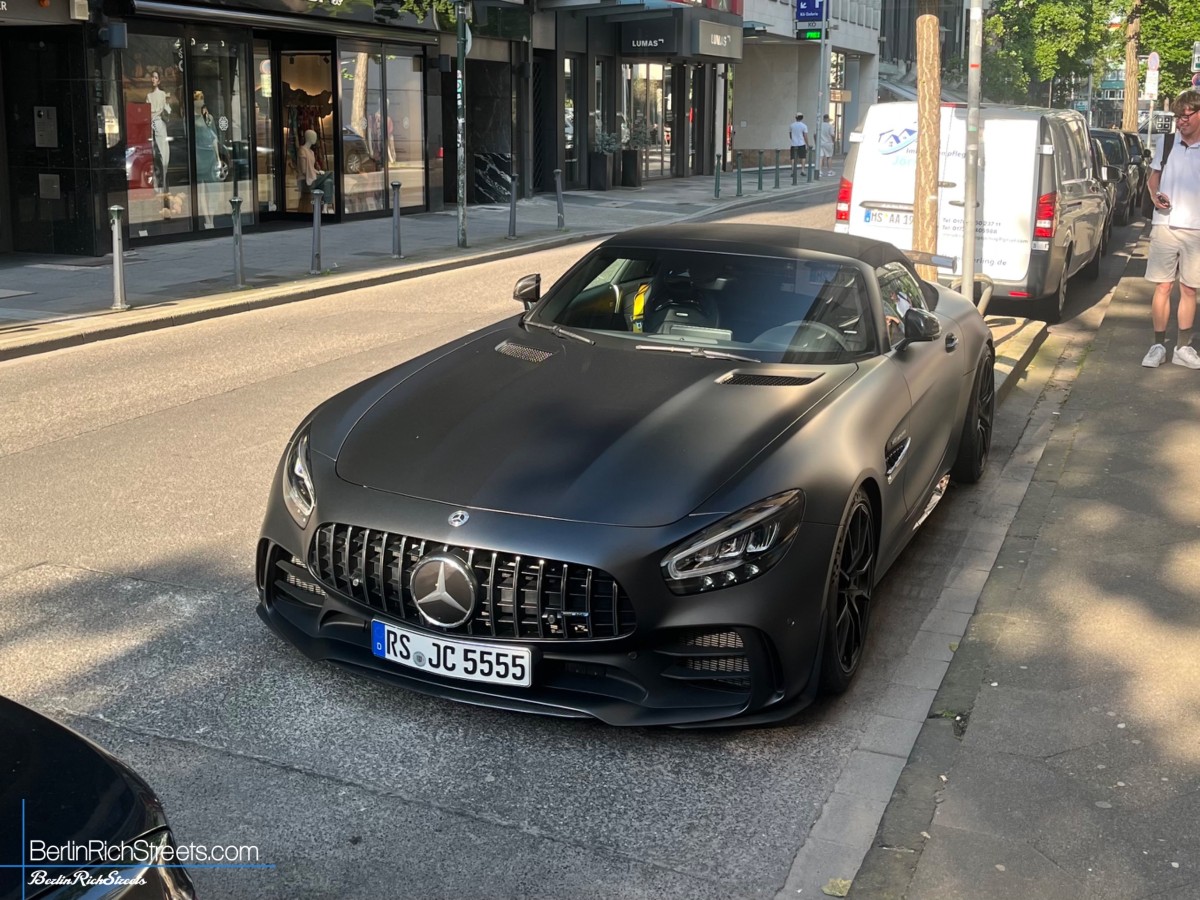 Mercedes-AMG GT-R Roadster spotted in Düsseldorf — BerlinRichStreets